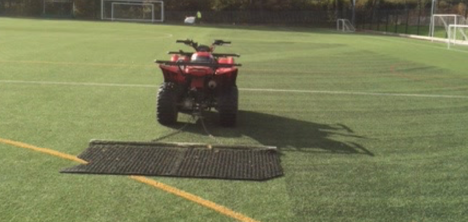 Football & Rugby Rubber Filled 3G Pitch Maintenance 7